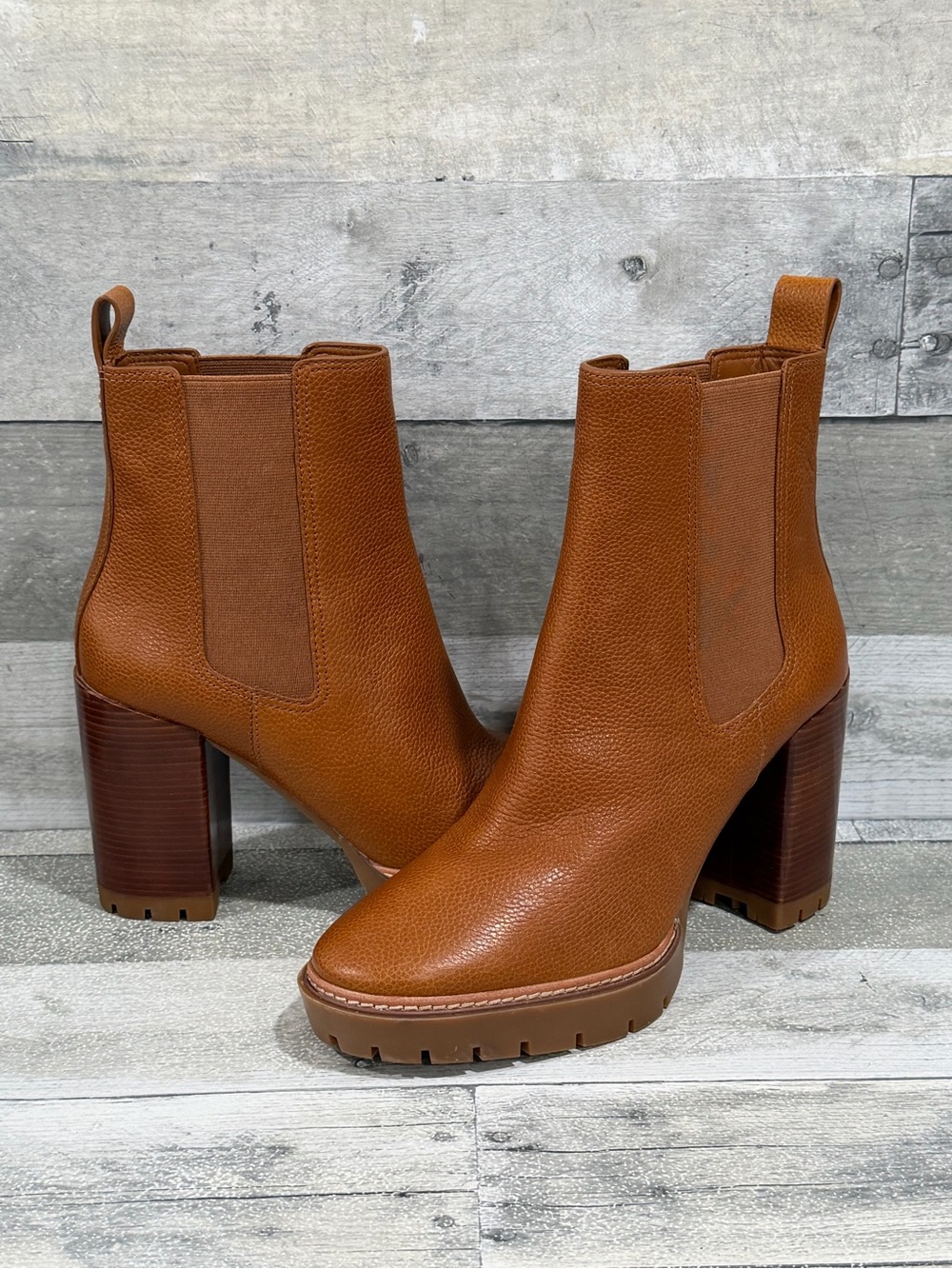 TORY BURCH CARSON LUG SOLE ANKLE BOOT - Toasted Caramel - Sz - 10 .US